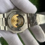 Patek Philippe Nautilus Stainless Steel 40mm Men’s 5711/1A-014 Olive Green Watch