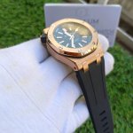 AP Diver Gold | Royal Oak Offshore Rose Gold | Black Rubber Band and Dial